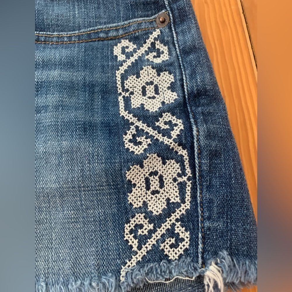 Lucky Jean Shorts - Picture 2 of 6